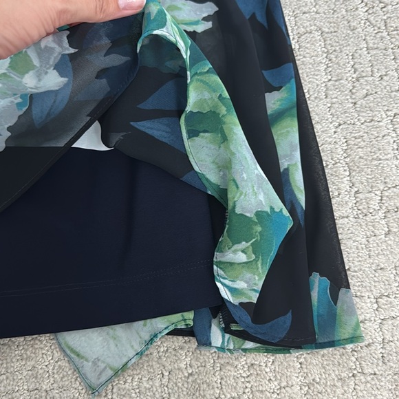 Vince Camuto chiffon shift Floral Shift Mini Dress In Navy green collar - Picture 5 of 9